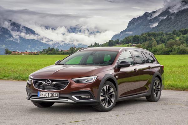 Opel Insignia groningen 100.000 orders 03