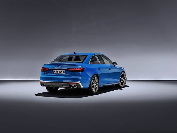 Audi S4 blauw groningen 02