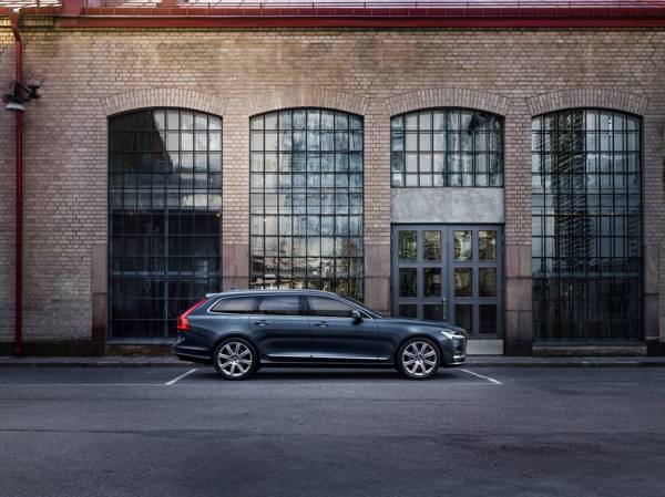 259140 Volvo introduceert extra luxe Volvo V90 T4 Business Luxury