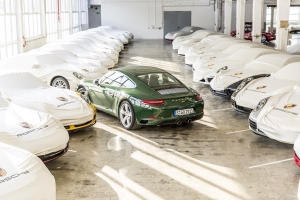 De miljonair onder de sportwagens: miljoenste Porsche 911 rolt van de band