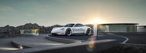 Van Mission E naar productiemodel: Porsche’s eerste elektrisch aangedreven sportwagen heet Taycan