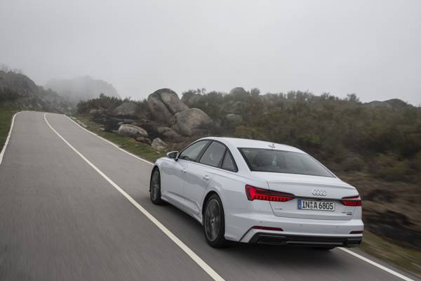 Audi A6 en Q2 S Line editions groningen 03