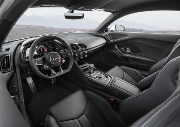 Audi R8 RWS groningen 11