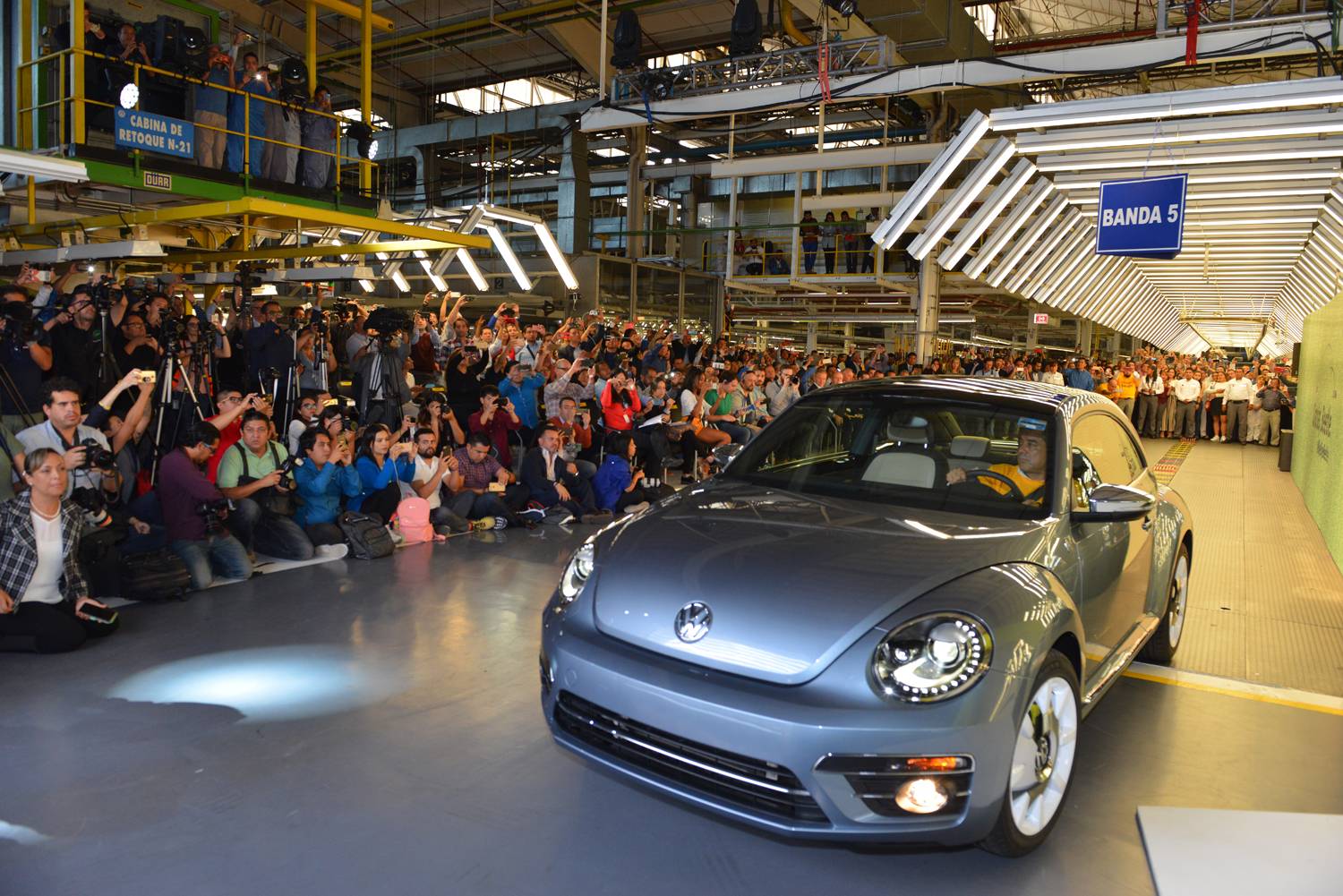 Volkswagen Beetle productie stopt groningen 06