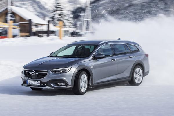 Opel Insignia Country Tourer groningen 01