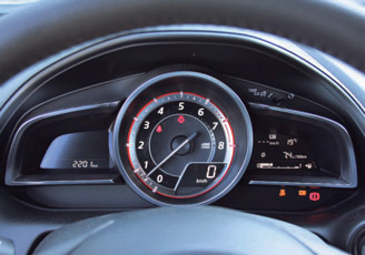 Mazda CX 3 clocks