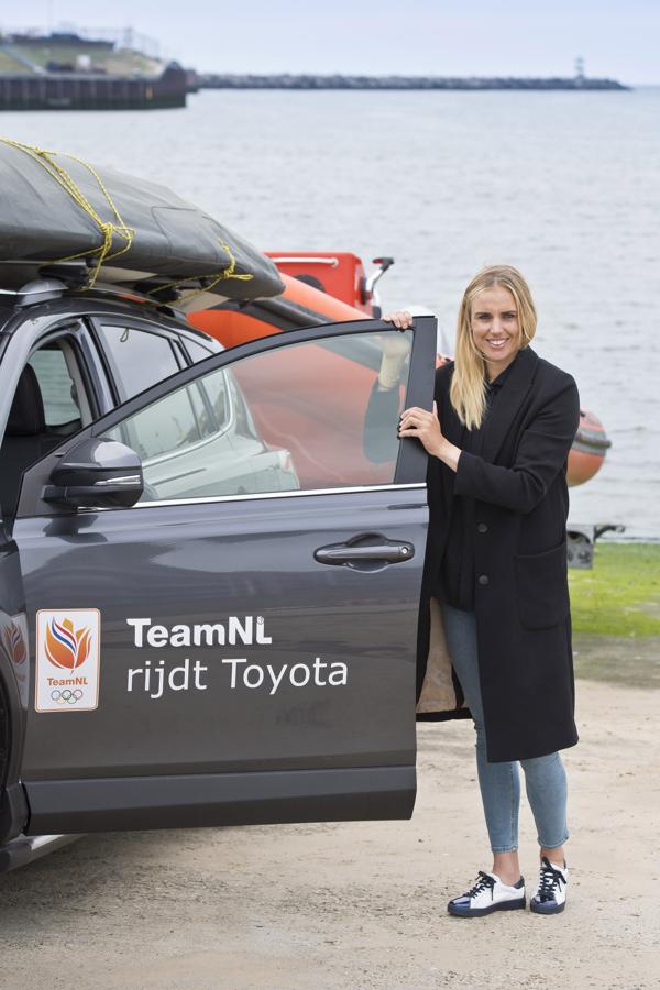 Toyota RAV4 voor Olympisch kampioene Marit Bouwmeester groningen 02