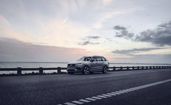 De vernieuwde Volvo XC90: ongeëvenaard veilig, comfortabel en tijdloos