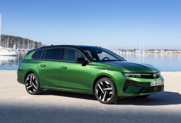 Nieuwe Opel Astra Sports Tourer Electric toonaangevend effici&euml;nt