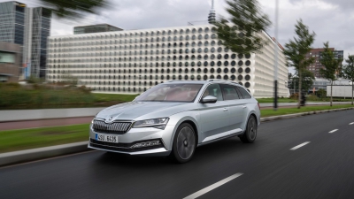 ŠKODA SUPERB: nu bereikbaarder dan ooit