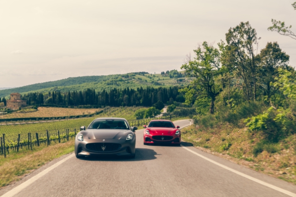 Maserati GranTurismo Trofeo en GranTurismo Folgore winnen Car and Driver&#039;s 2025 Editors&#039; Choice Awards