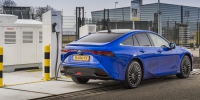 Toyota levert nieuwe Mirai ínclusief eigen waterstoftankstation