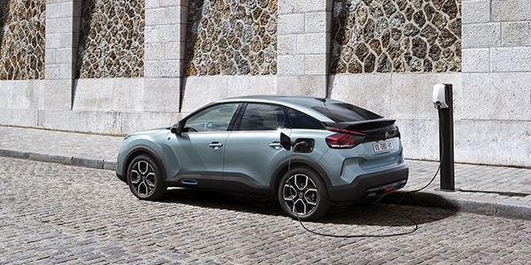 Geniet maximaal van 16% bijtelling met nieuwe Citroën ë-C4 Shine Pack Business