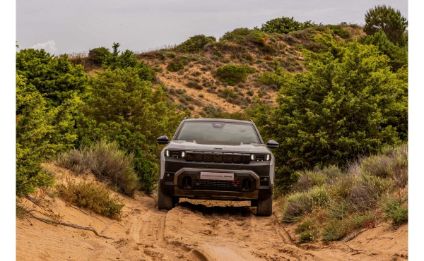 JEEP&reg; COMPASS 4XE EN FULL ELECTRIC LONG RANGE &ndash; TOT 674 KM RIJBEREIK - NU TE BESTELLEN