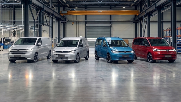 Transporter eHybrid nu in de showroom en maakt plug-in hybride line-up van Volkswagen Bedrijfswagens compleet