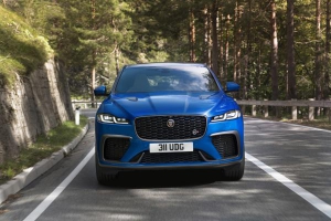 Jaguar brengt F-PACE SVR naar nog hoger niveau