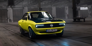 Opel Manta GSE Elektromod wint Grand Prix Du Festival Automobile International